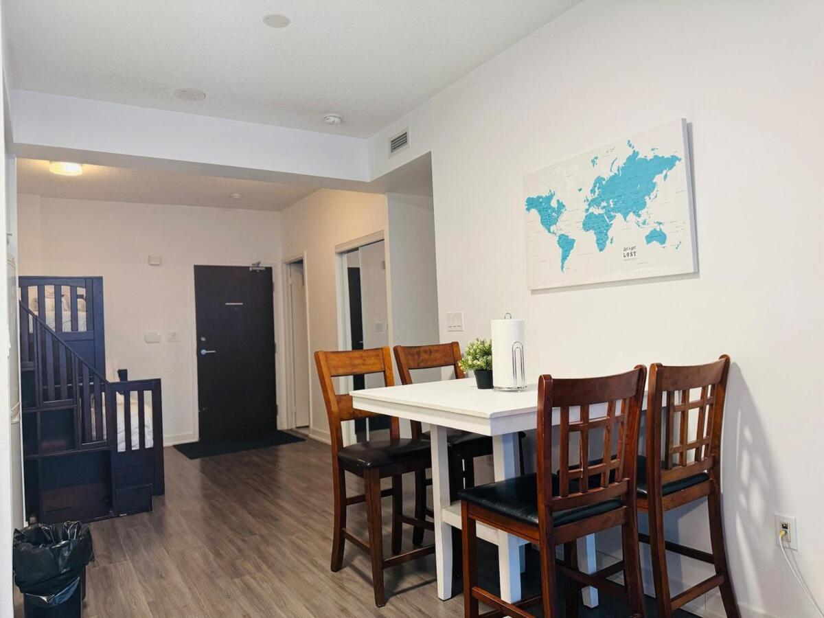 Апартаменты Kingbed & Bunkbed & Terrace Торонто Экстерьер фото