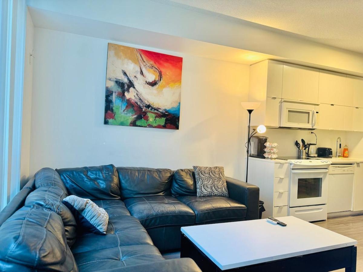 Апартаменты Kingbed & Bunkbed & Terrace Торонто Экстерьер фото